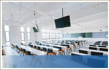 中央民族大学 · 教室